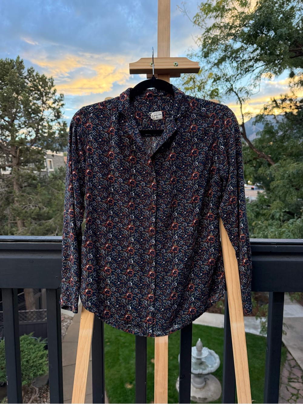 Bridge and Burn Floral MicroFlower Blouse
